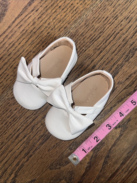 Elephantito Other - Elephantito Cream Bow Slip-On Baby Shoes size 3 baby walker NWOT
